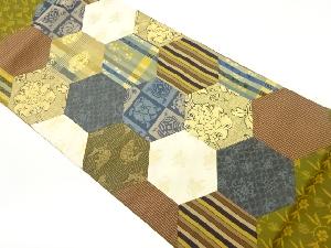 切り嵌め亀甲に古典柄模様織出し袋帯